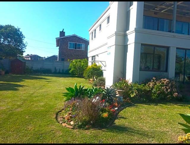 3 BEDROOM HOUSE FOR SALE IN C PLACE